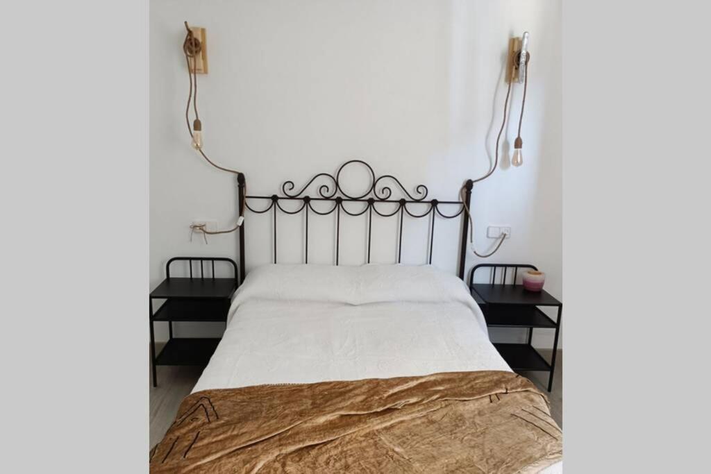 La Casita Del Abuelo Javi Apartment กัมบาโดส ภายนอก รูปภาพ